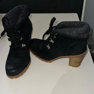 UGG Australia Women Calynda 1002166 Black Ankle booties Boots Heels Size 9.5